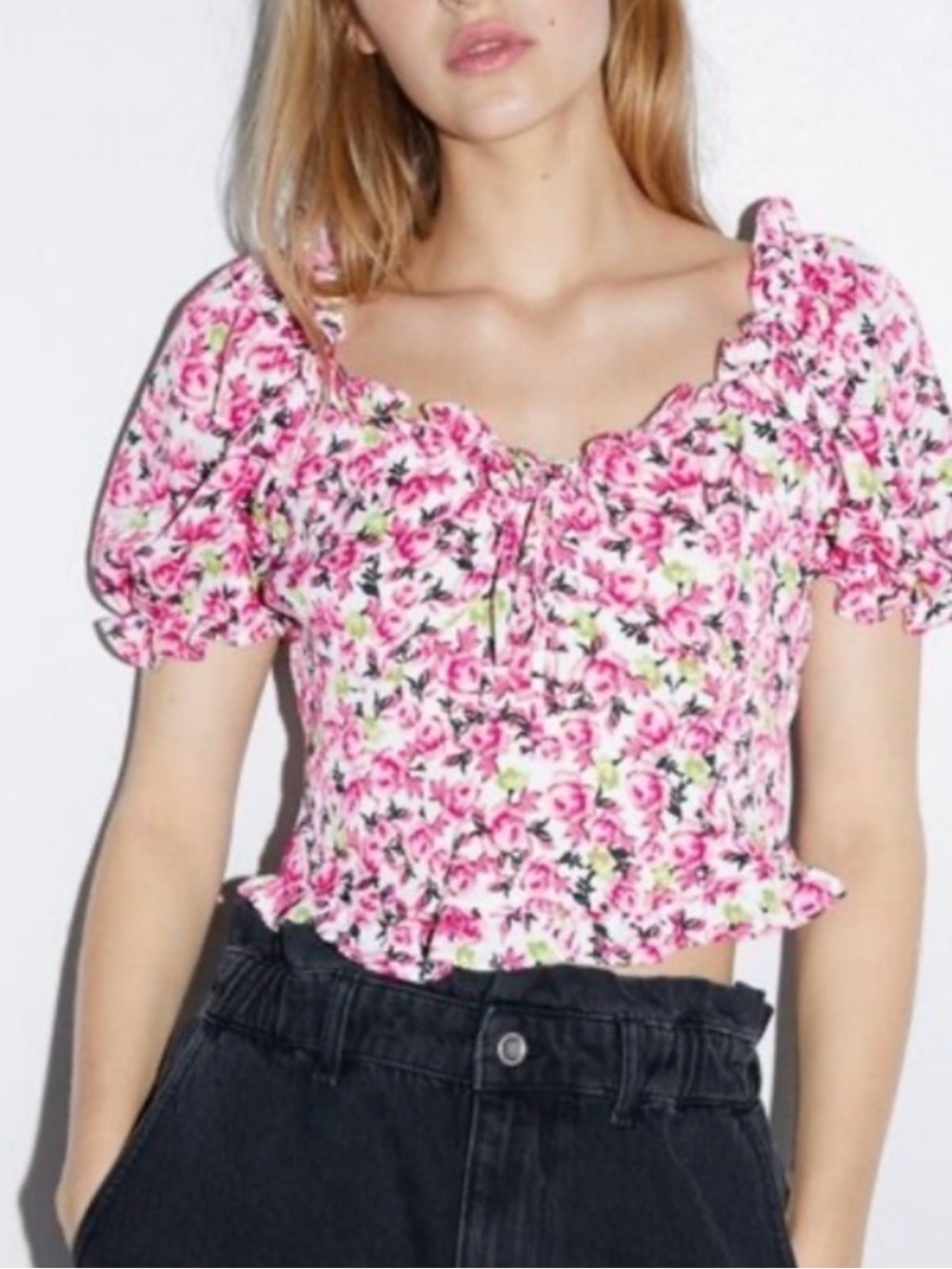 Zara Pink Floral Smocked Puff-Sleeve Crop Top